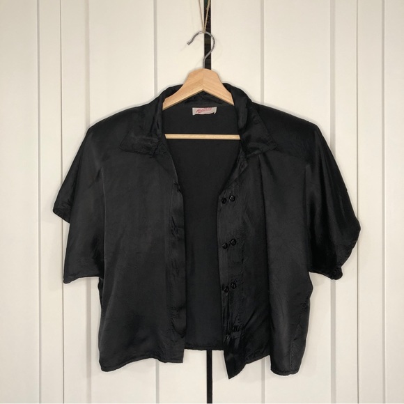 Vintage 80s Mariposa cropped black satin button up blouse / S - Picture 8 of 9